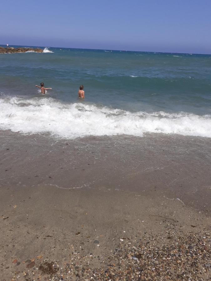 Au Soleil De La Grande Bleue Villa Sainte-Marie-la-Mer Eksteriør billede